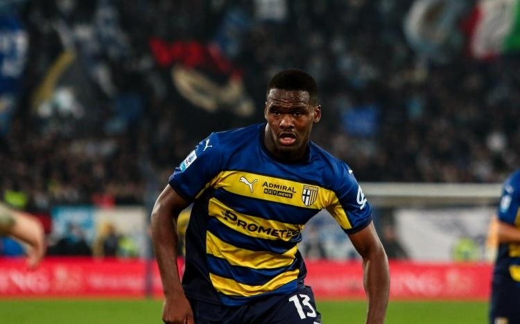 依然充满潜 依然充满潜